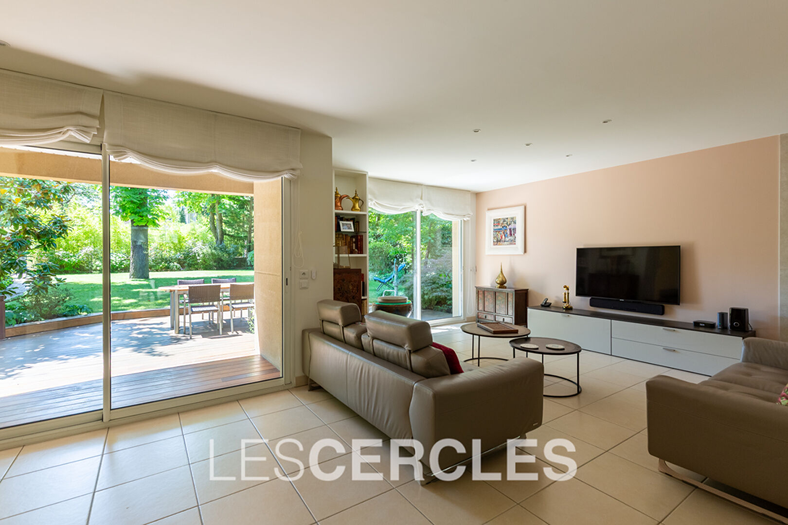 Agence les Cercles - Le Vésinet - 
Maison 8 pièces de 200 m²
