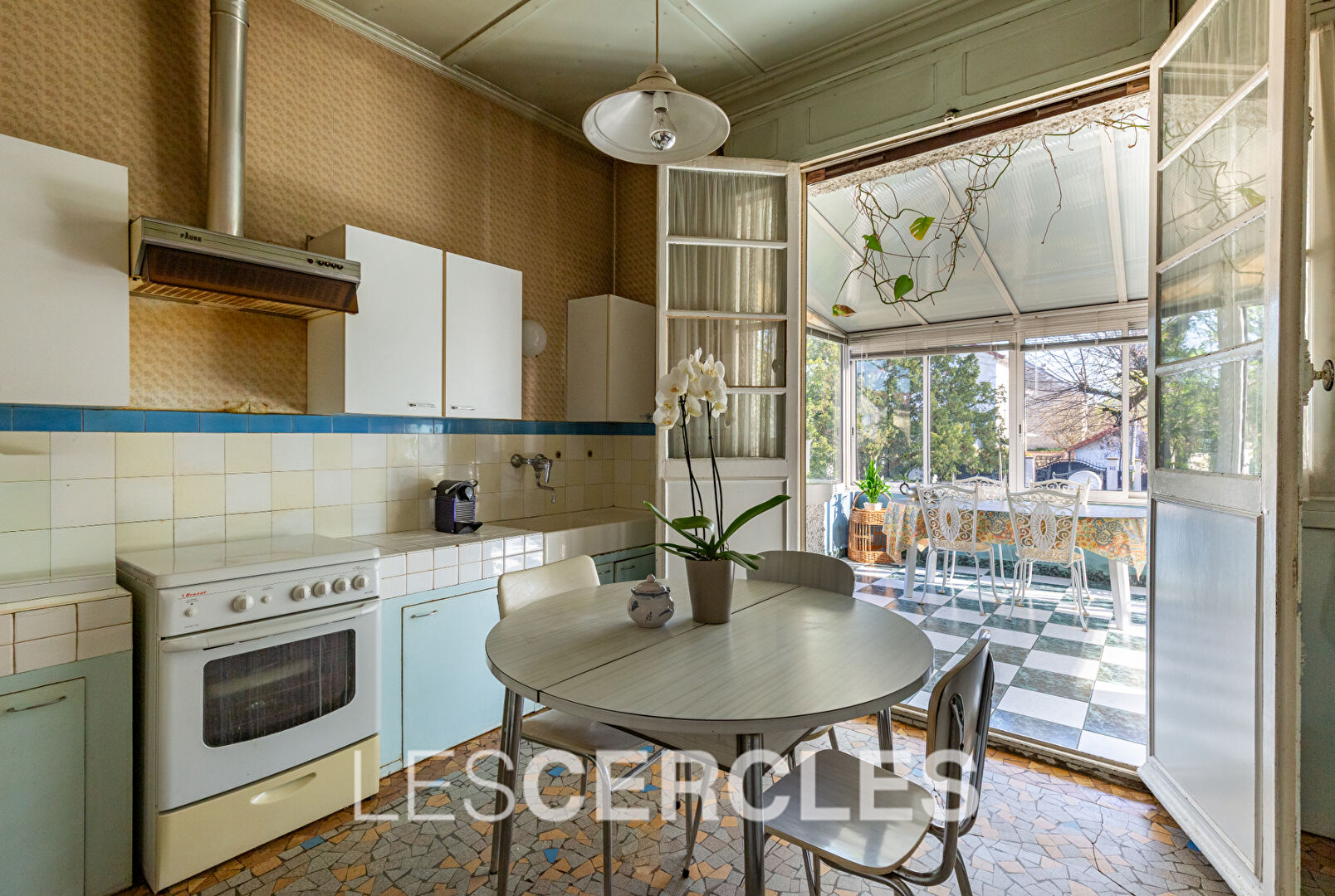 Agence les Cercles - Le Vésinet - 
Maison 8 pièces 190 m² avec dépendance
