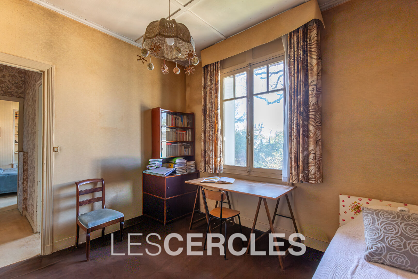 Agence les Cercles - Le Vésinet - 
Maison 8 pièces 190 m² avec dépendance
