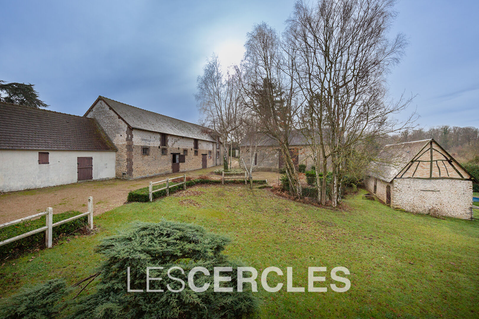Agence les Cercles - Le Vésinet - 
Propriété 10 pièces de 300 m²
