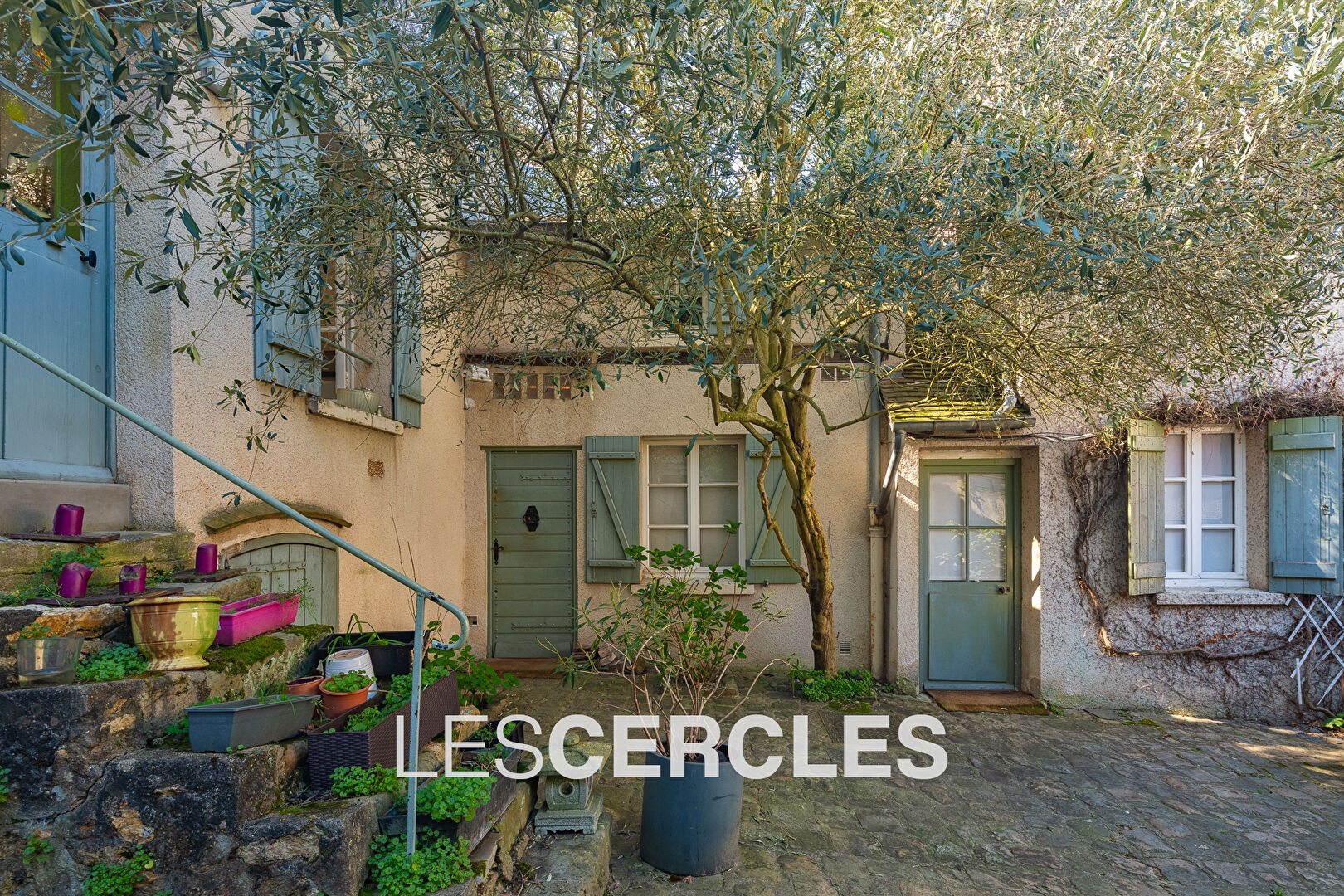 Agence immobilière Le Vésinet - Maison 9 pièces de 207 m² - VERRIERES LE BUISSON