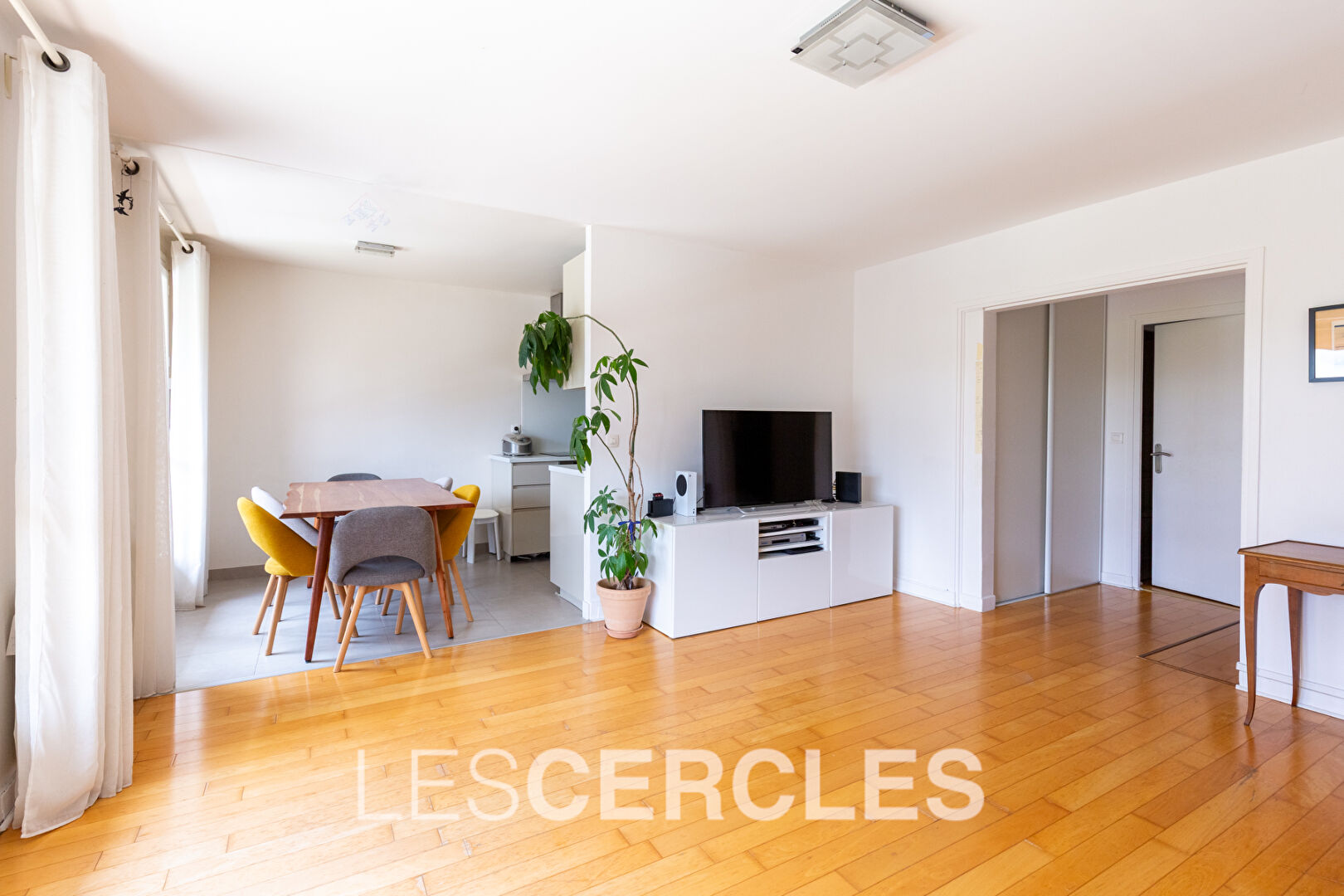 Agence les Cercles - Le Vésinet - 
Appartement 4 pièces de 77 m²
