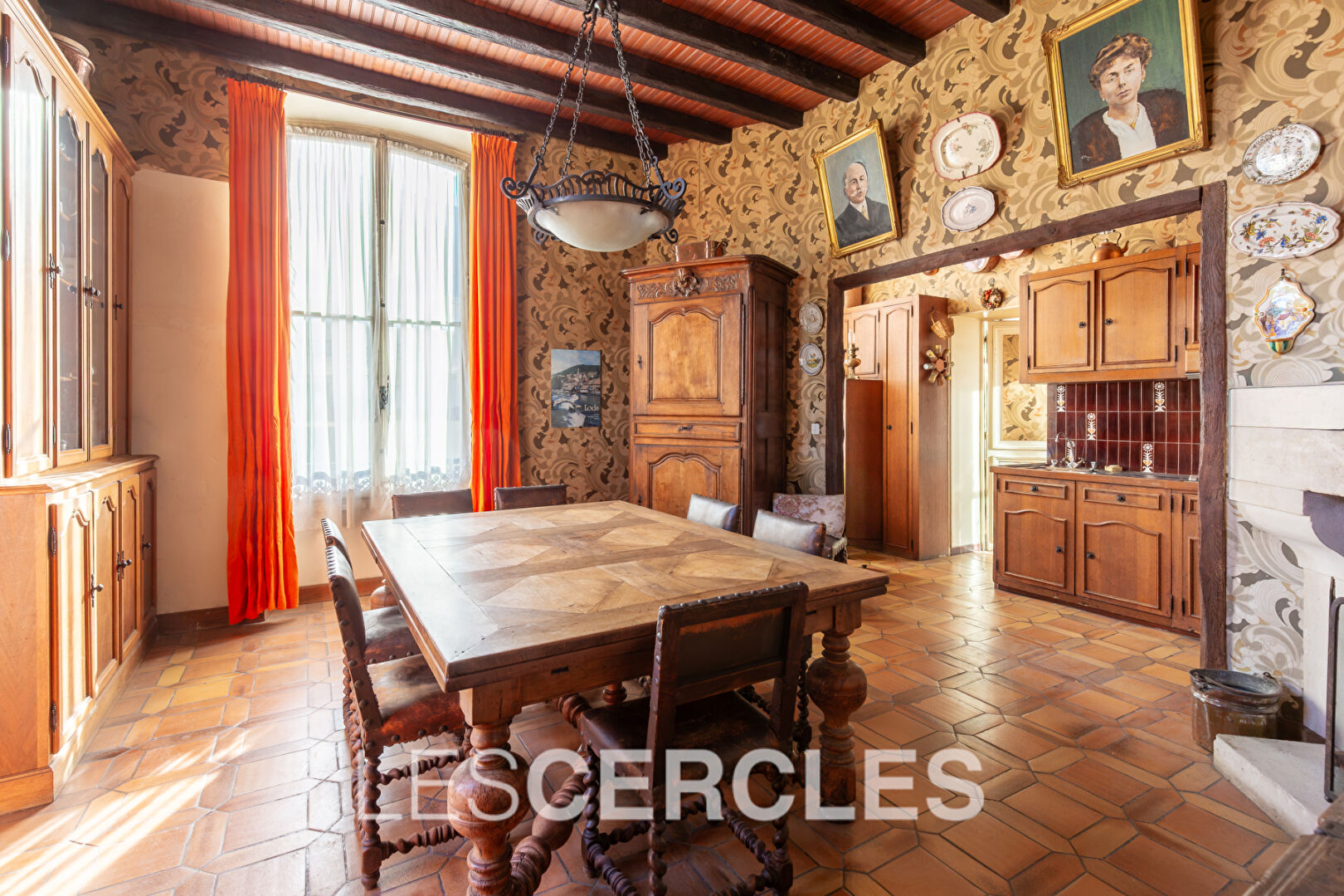 Agence les Cercles - Le Vésinet - 
Appartement 3 pièces de 155 m²
