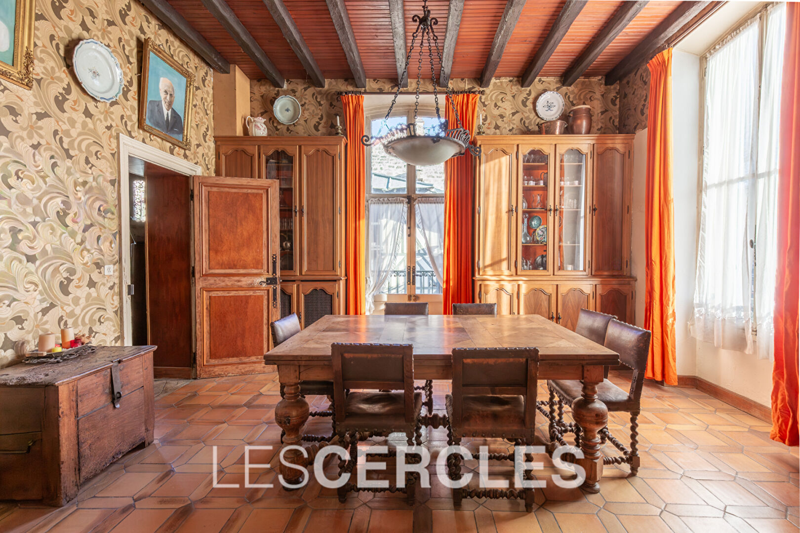 Agence les Cercles - Le Vésinet - 
Appartement 3 pièces de 155 m²
