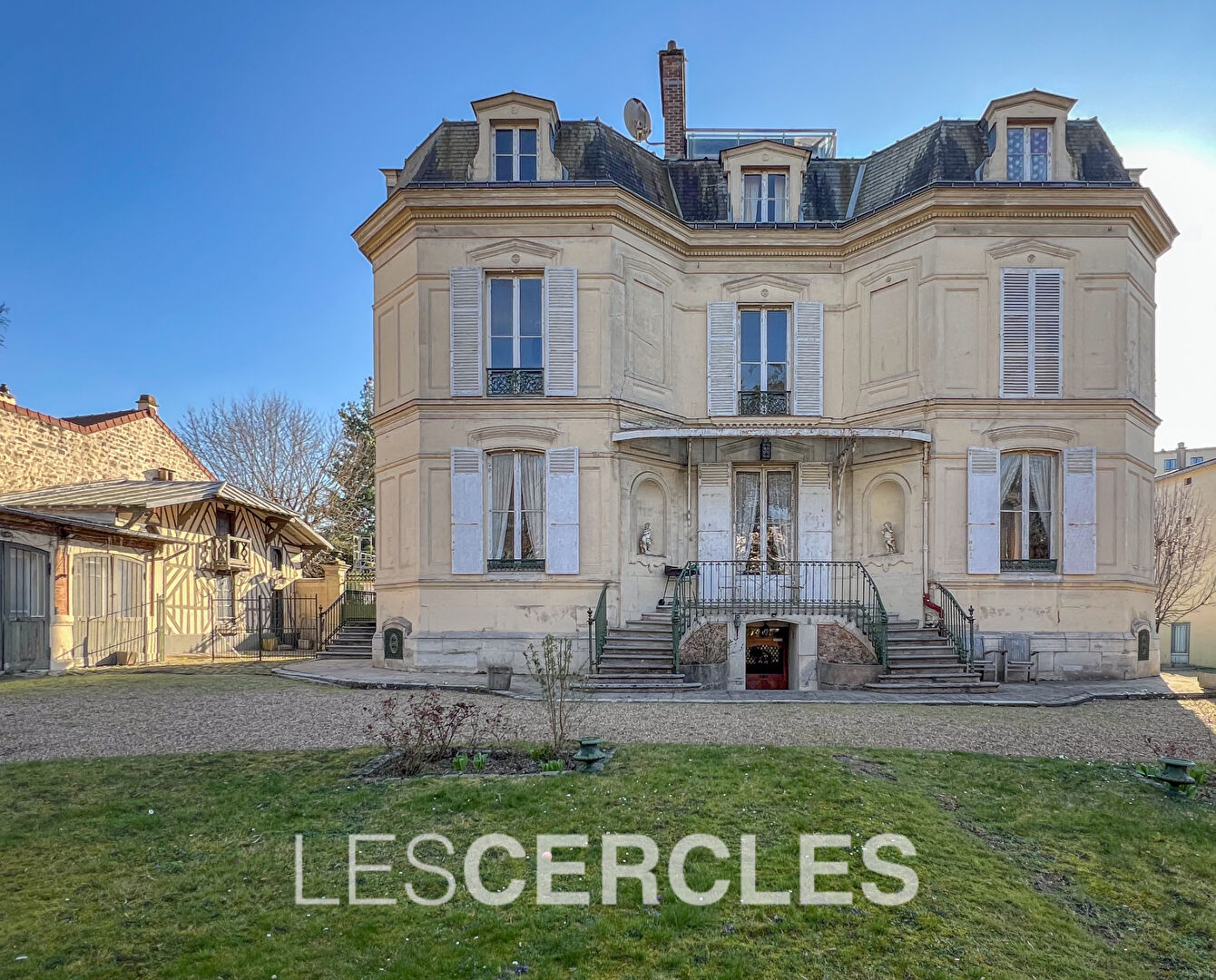 Agence les Cercles - Le Vésinet - 
Appartement 3 pièces de 155 m²
