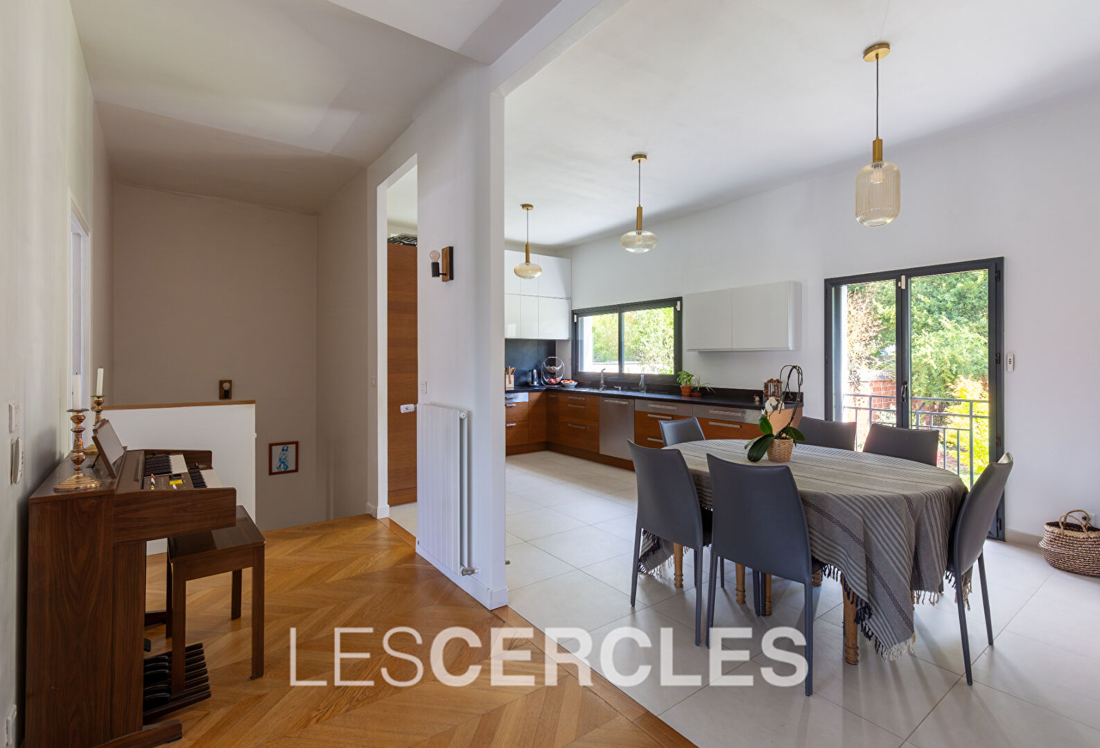 Agence les Cercles - Le Vésinet - 
Maison 6 pièces de 144  m²
