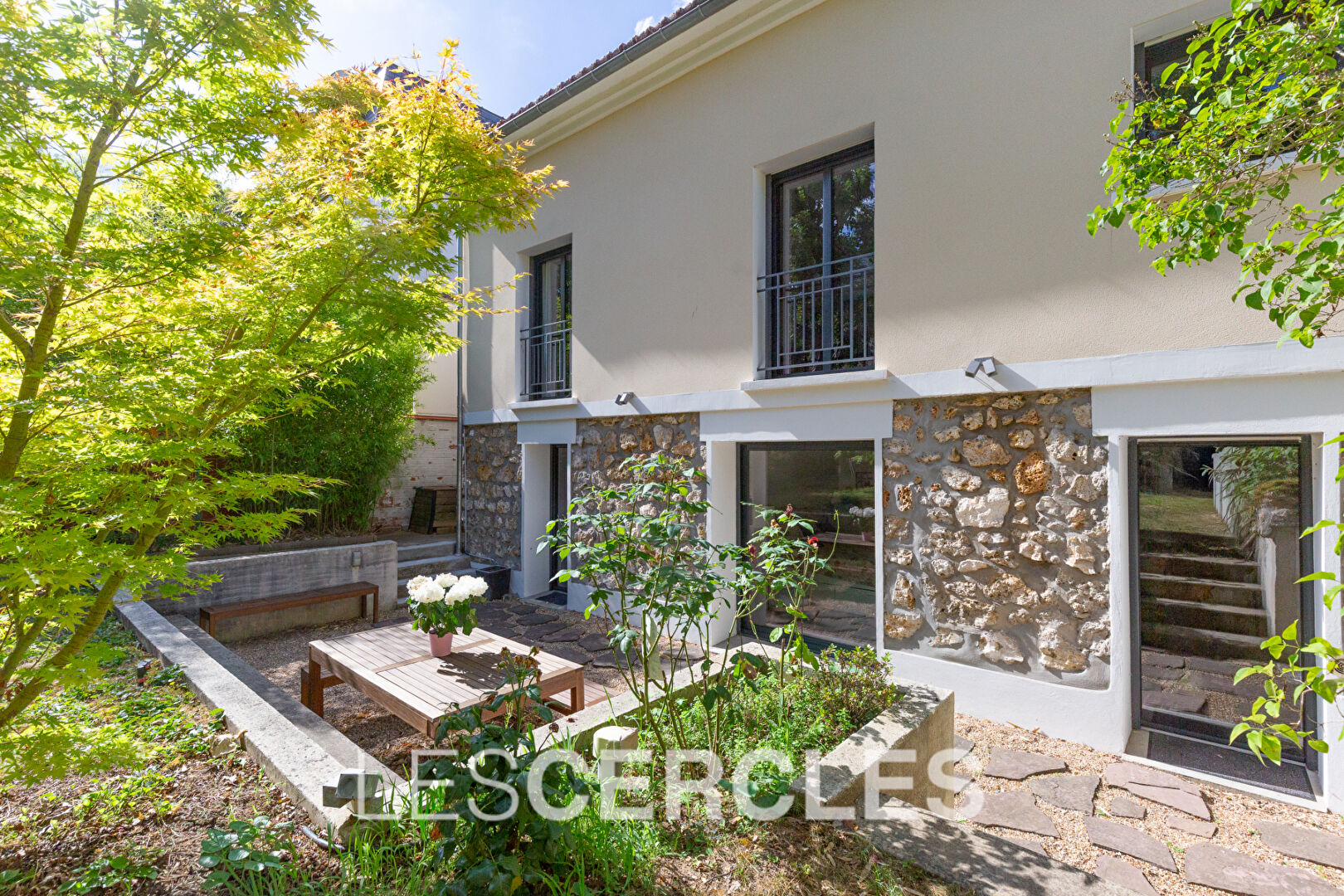 Agence les Cercles - Le Vésinet - 
Maison 6 pièces de 144  m²
