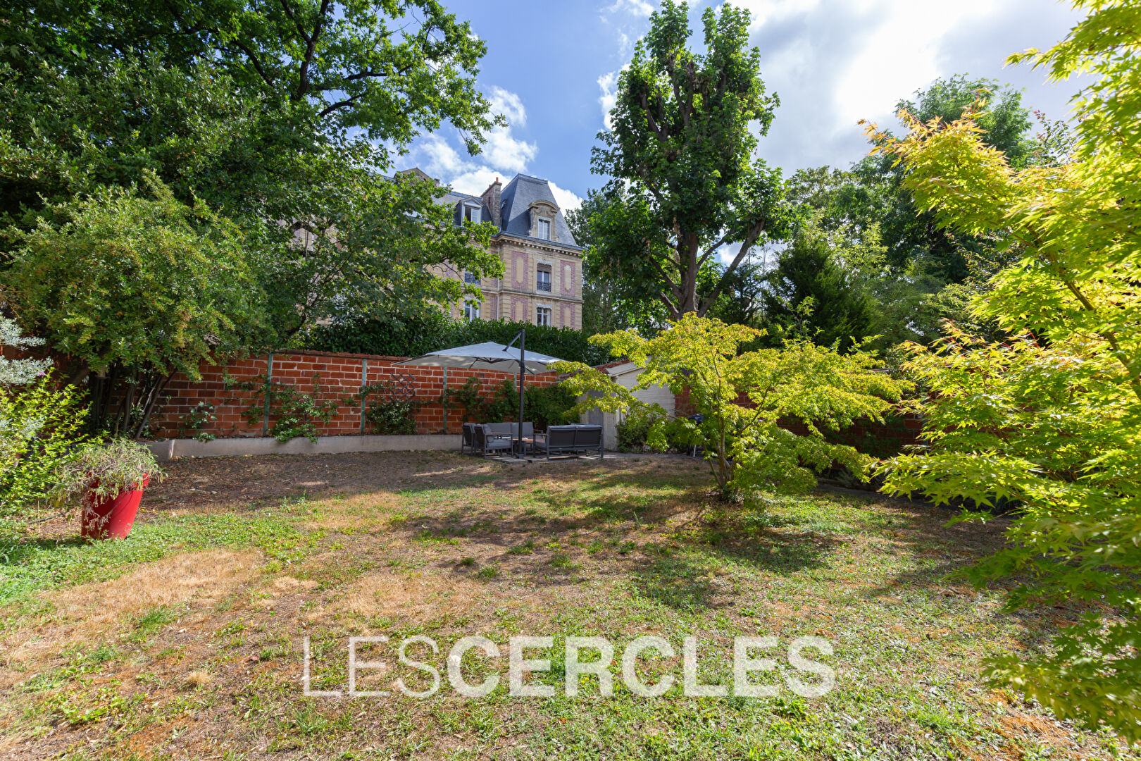 Agence les Cercles - Le Vésinet - 
Maison 6 pièces de 144  m²
