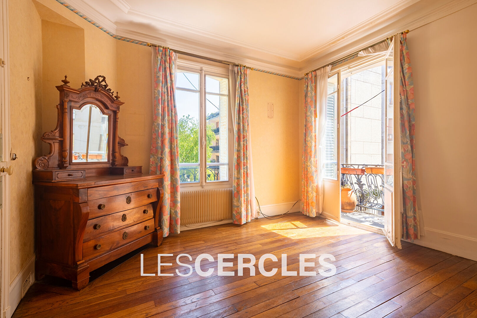 Agence les Cercles - Le Vésinet - 
Maison 7 pièces  de 225 m2
