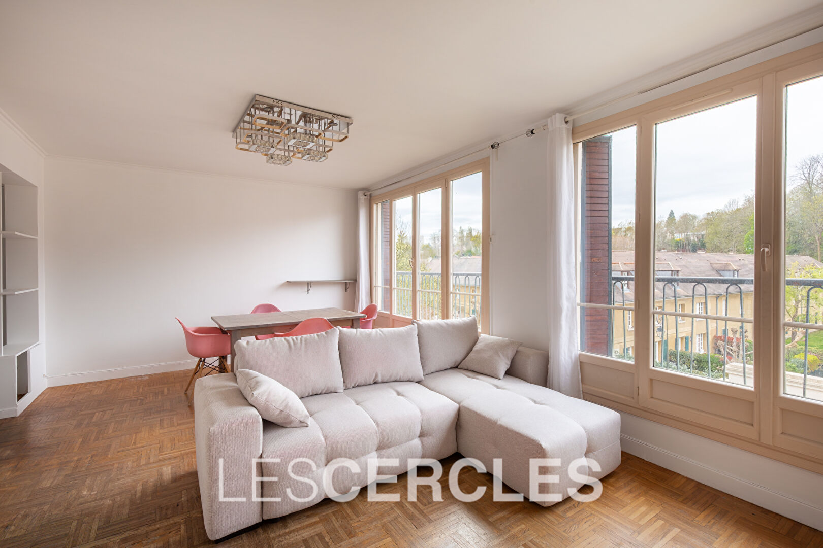 Agence les Cercles - Le Vésinet -
Appartement 5 pièces de 74 m²