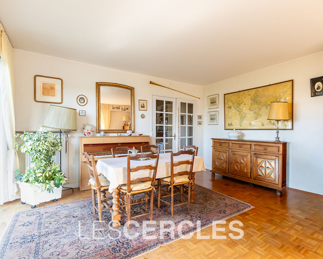 Agence les Cercles - Le Vésinet - 
Appartement 5 pièces de 118 m²
