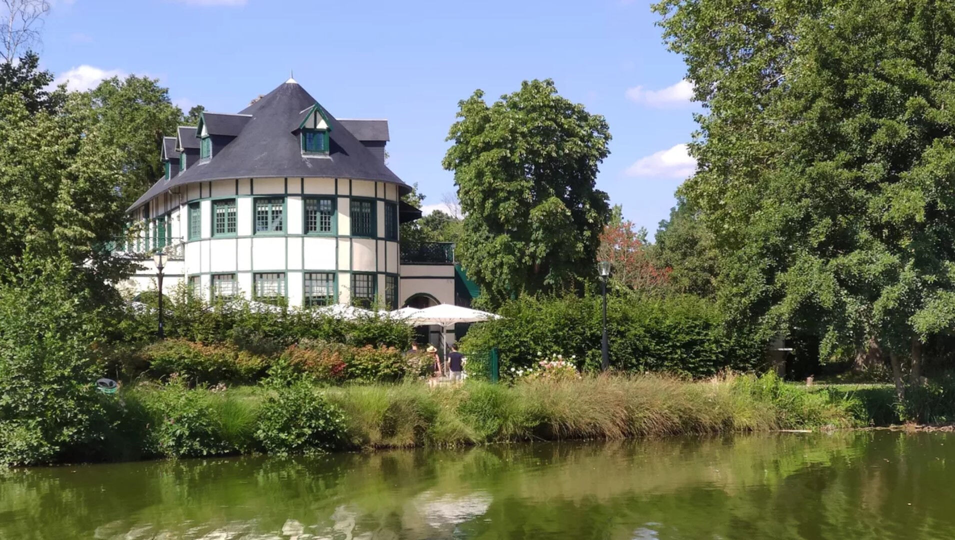 Agence les Cercles - Le Vésinet -
Appartement 6 pièces de 139 m²