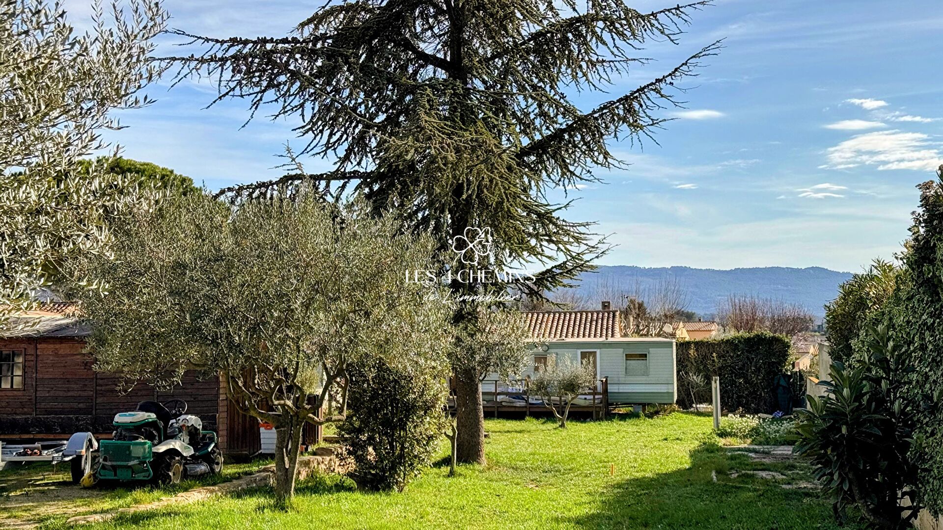 Agence immobilière de LES 4 CHEMINS DE L'IMMOBILIER Châteauneuf