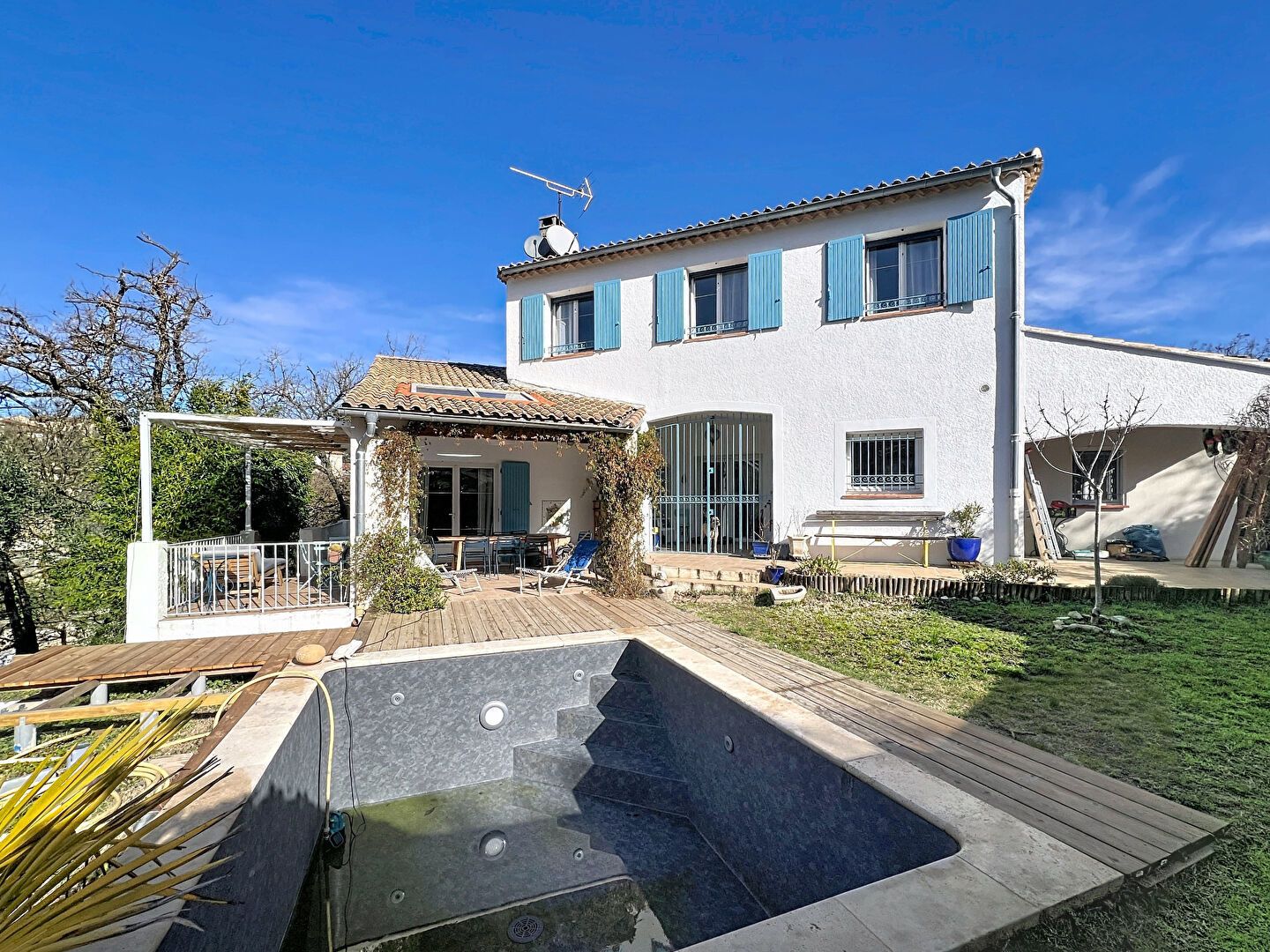 Agence immobilière de LES 4 CHEMINS DE L'IMMOBILIER Châteauneuf