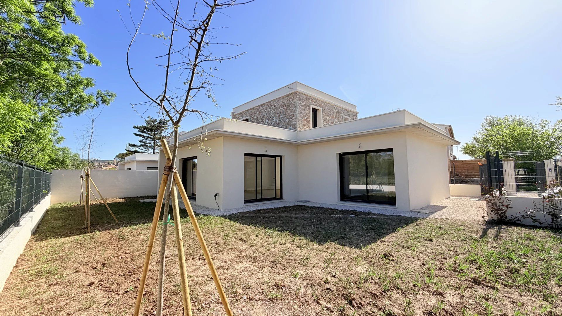 Agence immobilière de LES 4 CHEMINS DE L'IMMOBILIER Châteauneuf