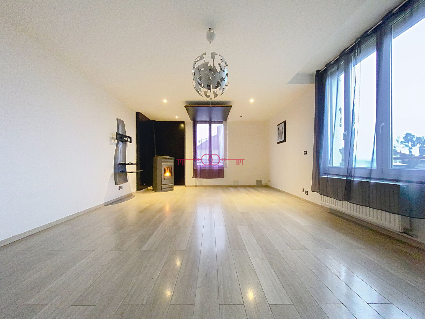 Photo Maison 6 pièces Sainte-Ménéhould La Grange aux Bois image 2/6