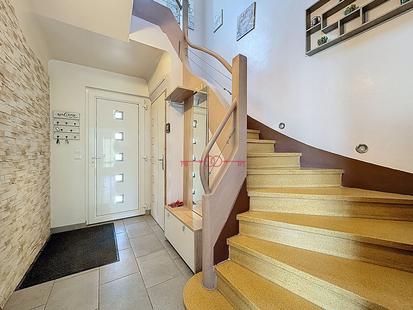 Photo Maison d'exception 8 pièce(s) 154 m2 SAINTE-MENEHOULD image 5/6