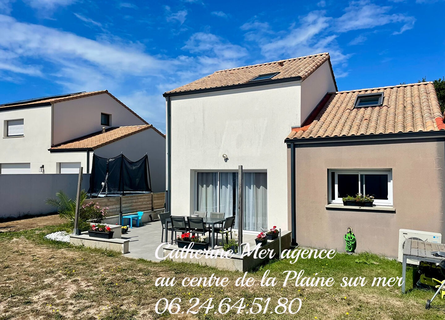 Photo LA PLAINE SUR MER , maison récente image 1/6