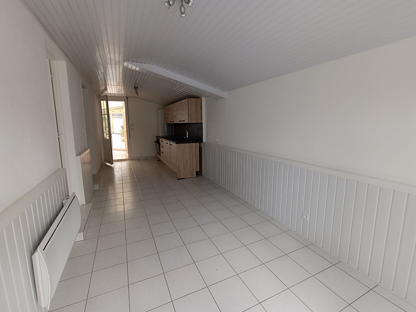 Photo THARON (44730) , Maison 73m2 sur petit terrain clos image 5/6