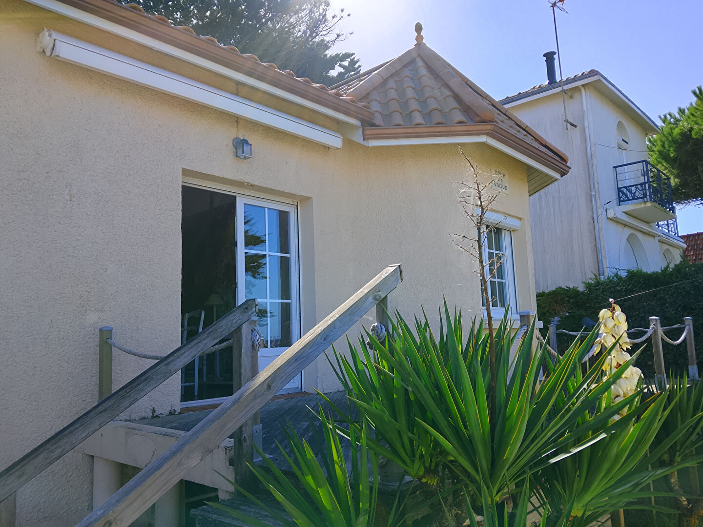 VUE MER Maison de charme des années 40