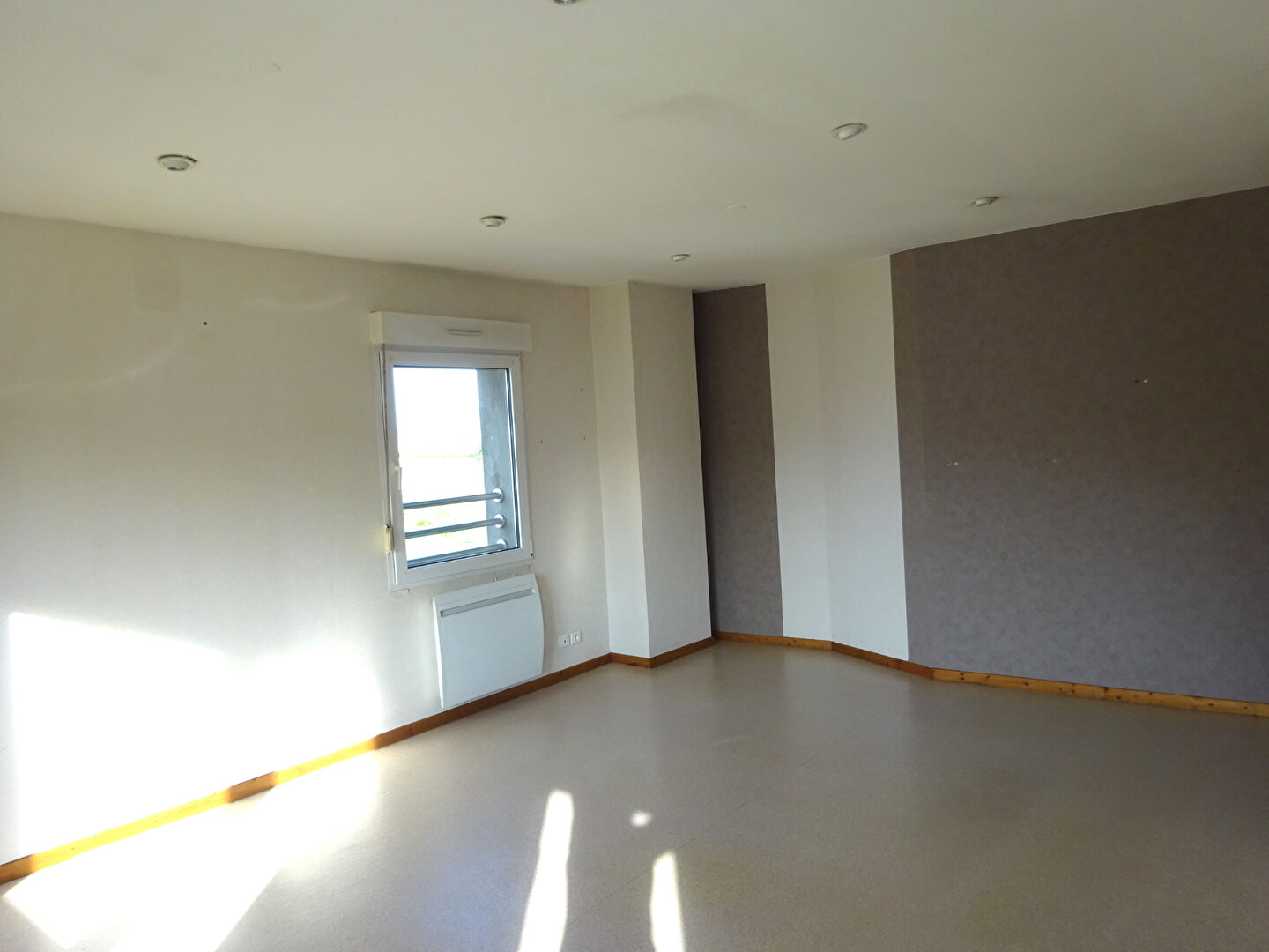 Photo BREISTROFF LA GRANDE  Appartement  2 pièce(s) de 58,74 m² image 2/5