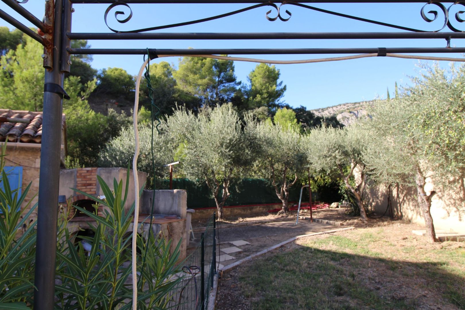 Photo Maison Beaumes-de-Venise 140m² piscine jardin image 3/6