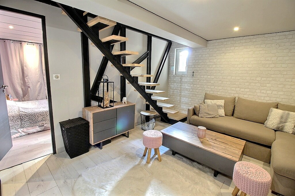 Photo Malaucène superbe maison de 186 m² avec surface professionnelle d'env. 100 m². image 4/6