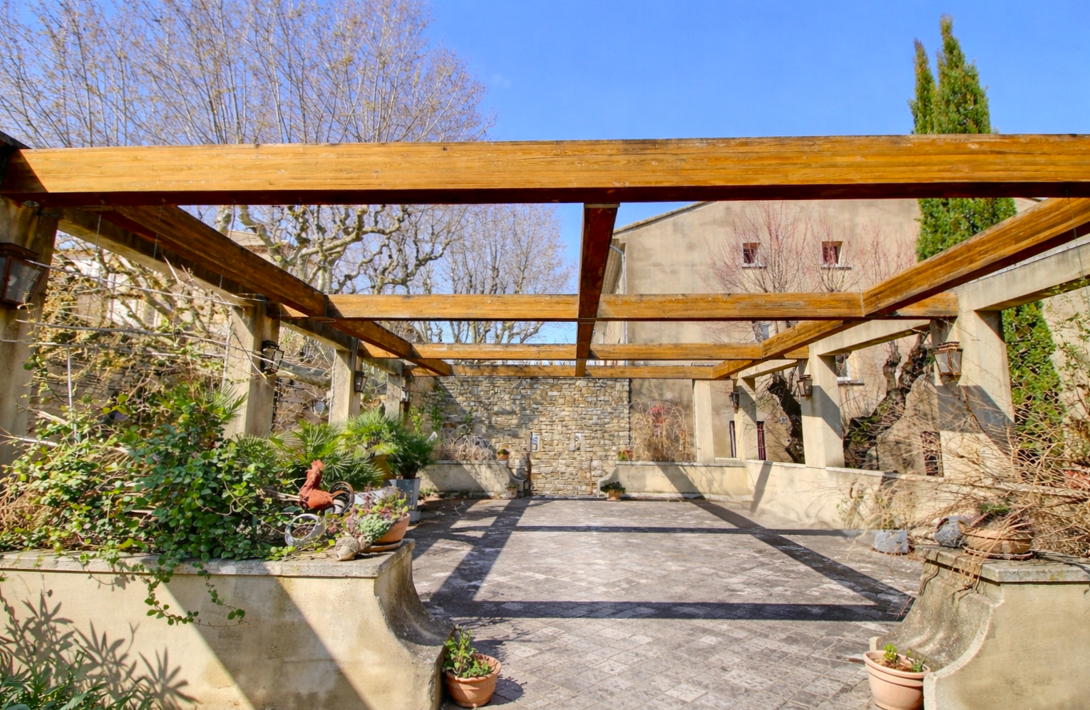 Agence immobilière de LUBERON VENTOUX Immobilier - Caromb