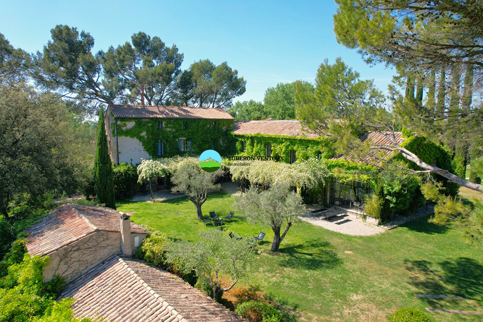Agence immobilière de LUBERON VENTOUX Immobilier - Caromb