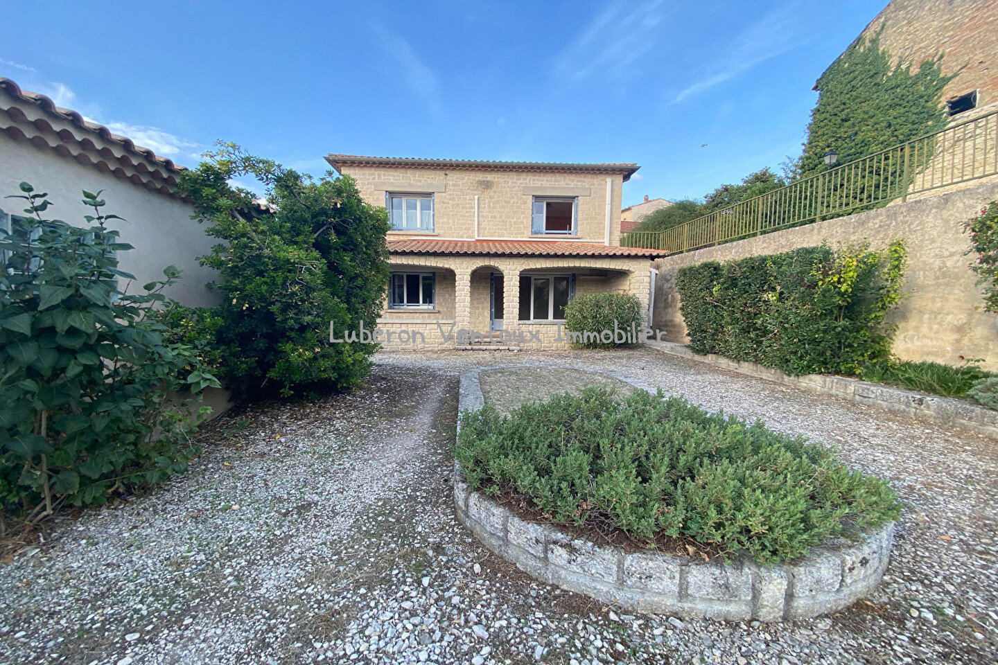 APPARTEMENT 2 CHAMBRE A CAROMB EXTERIEUR - GARAGE