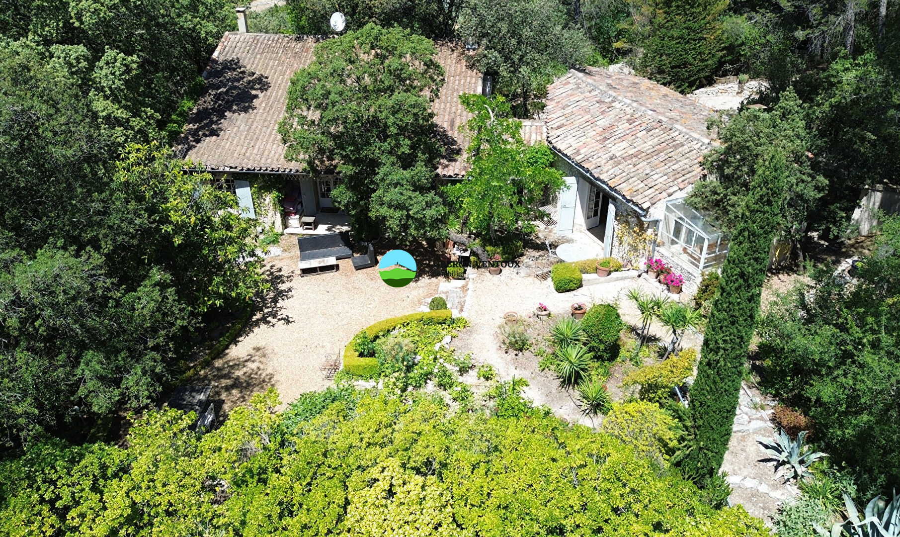Agence immobilière de LUBERON VENTOUX Immobilier - Pernes-les-Fontaines