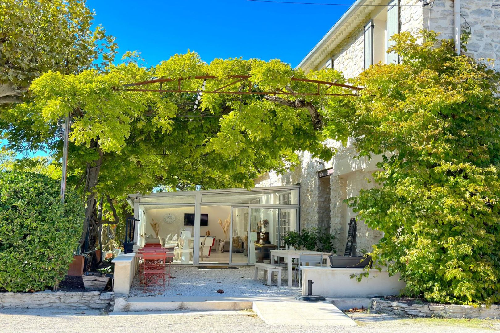 Photo Bastide SAUMANE DE VAUCLUSE - 15 pièce(s) - 408 m2 image 2/6