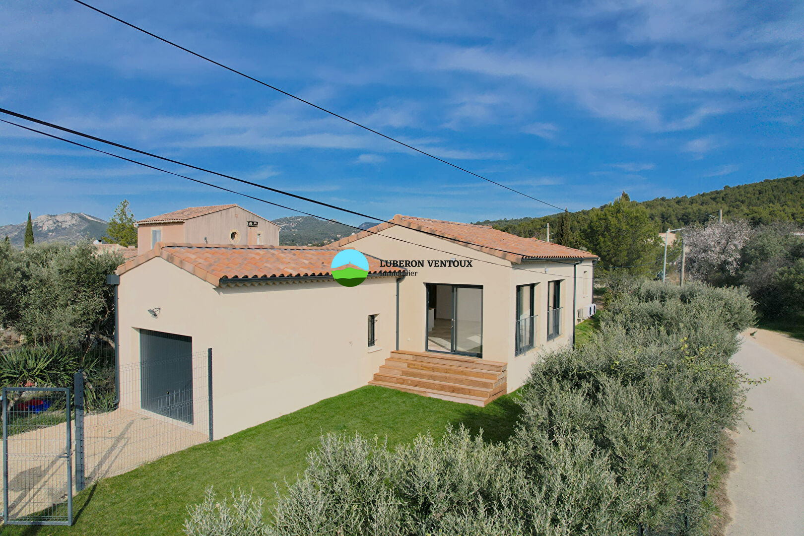 Agence immobilière de LUBERON VENTOUX Immobilier - Pernes-les-Fontaines