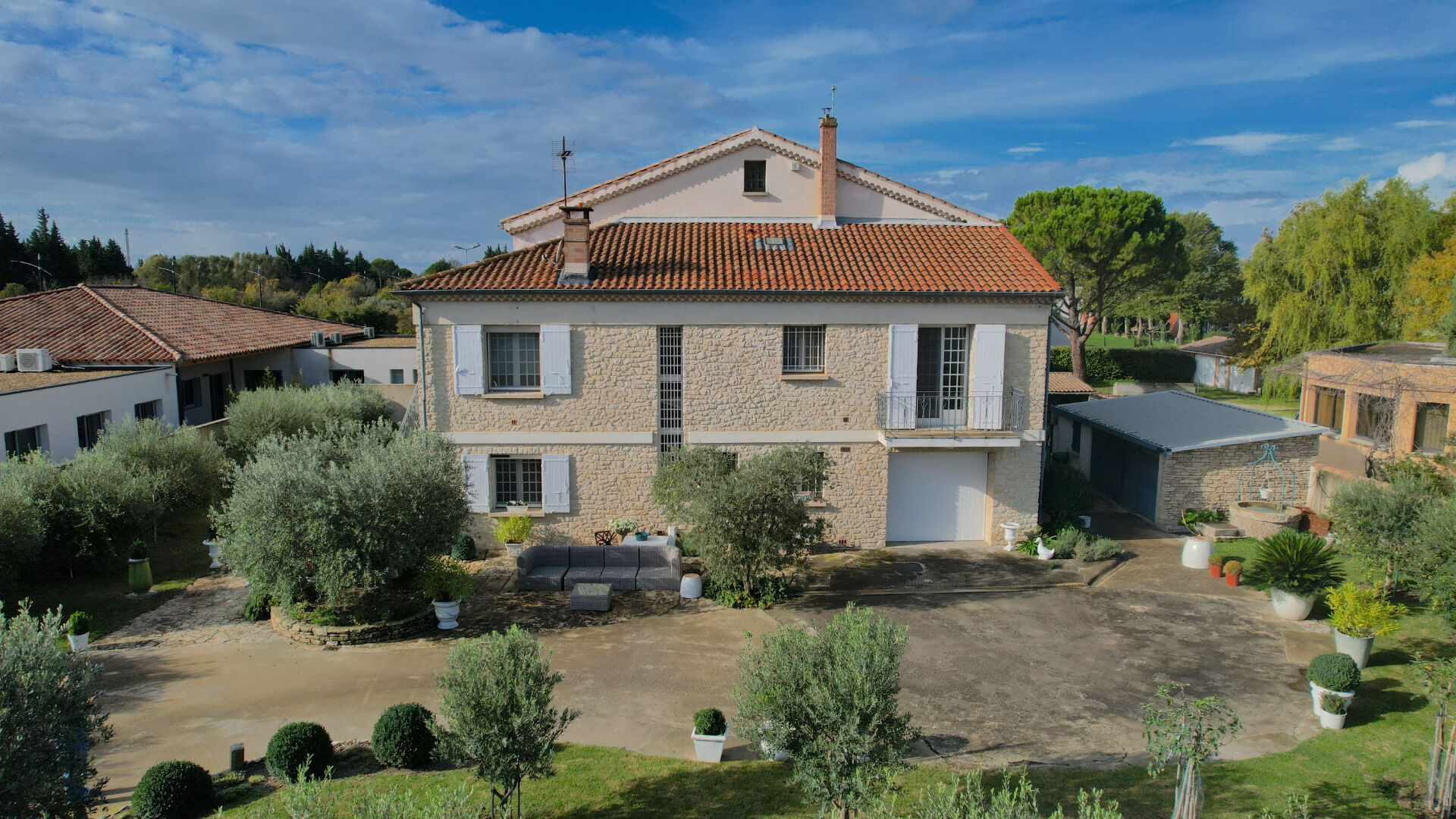 Agence immobilière de LUBERON VENTOUX Immobilier - Pernes-les-Fontaines