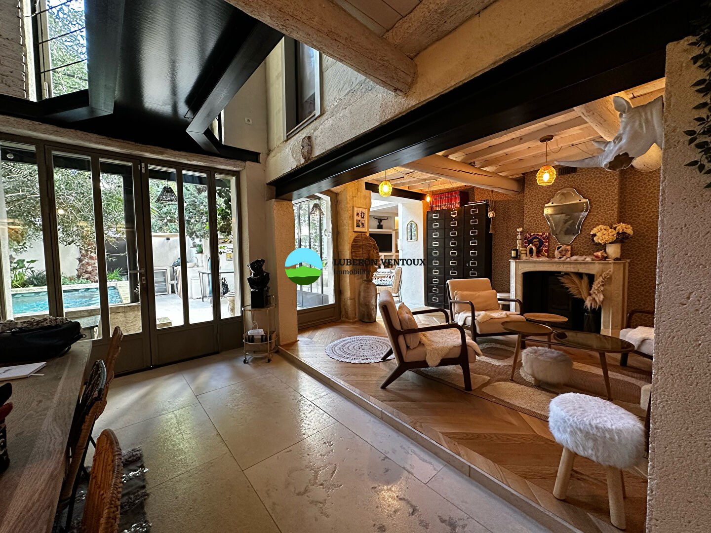 Photo Maison de Village - Alpilles - 330m² - 7 chambres image 5/6