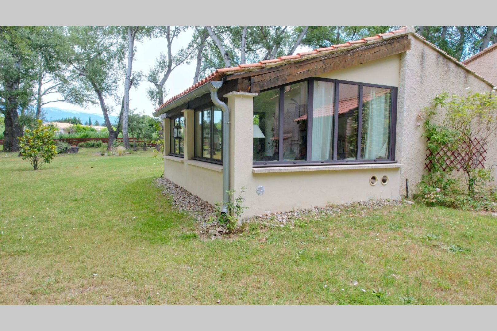 Agence immobilière de LUBERON VENTOUX Immobilier - Pernes-les-Fontaines