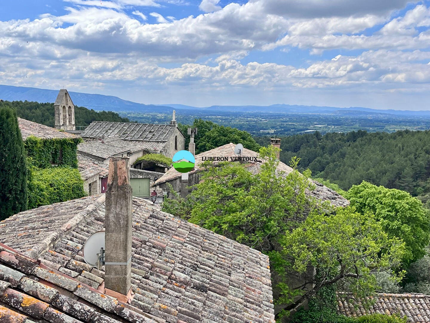 Photo A vendre ,Maison de village Saumane  de Vaucluse avec vue et jardin 130 m² image 2/6