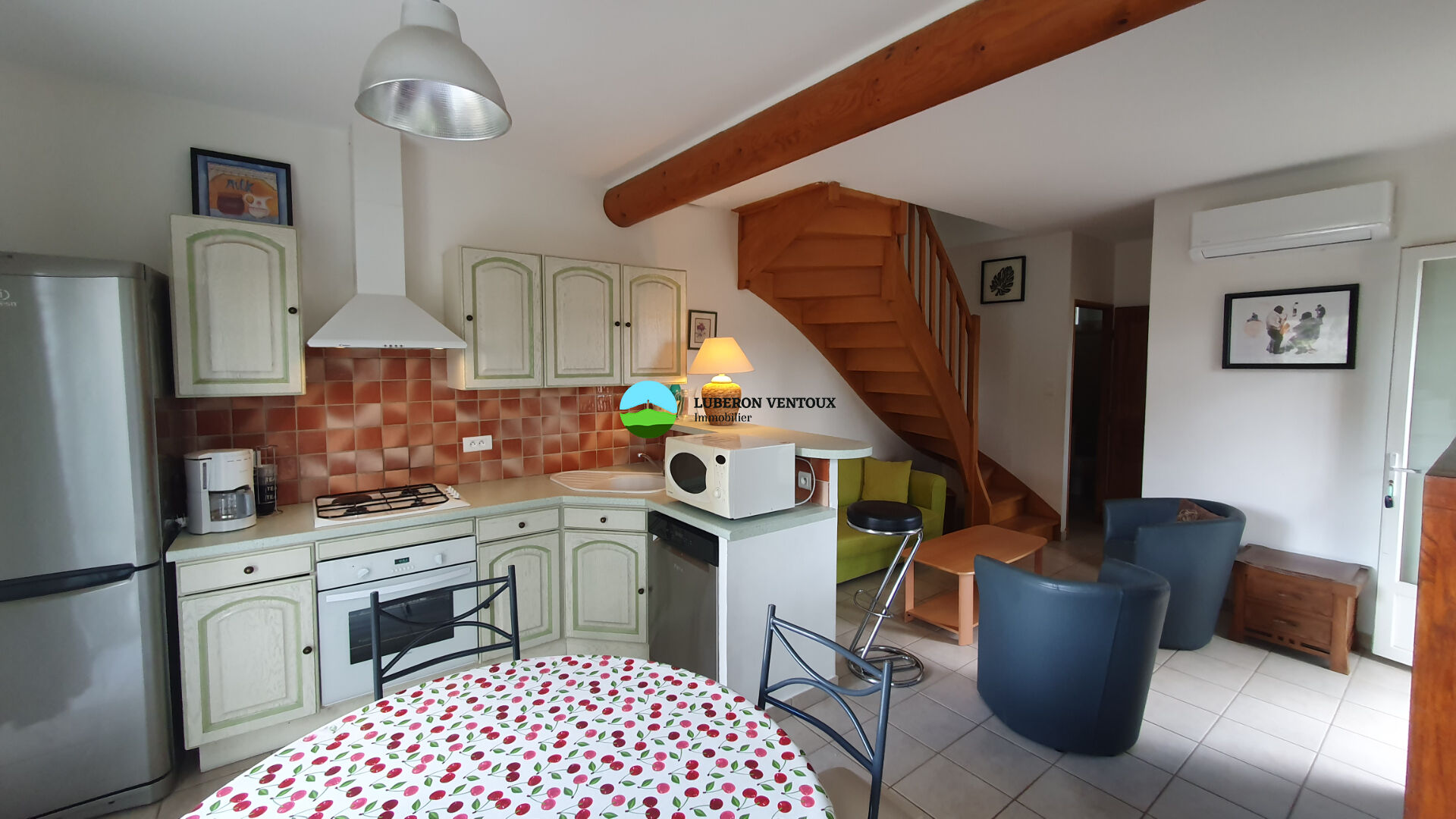 Maison MEUBLE de 38,88m² avec 1 chambre à louer sur MALEMORT-DU-COMTAT