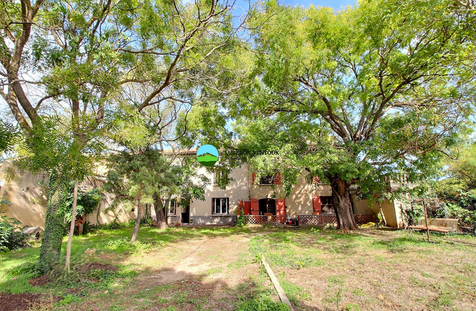 Photo Joli mas mitoyen à rénover image 2/6