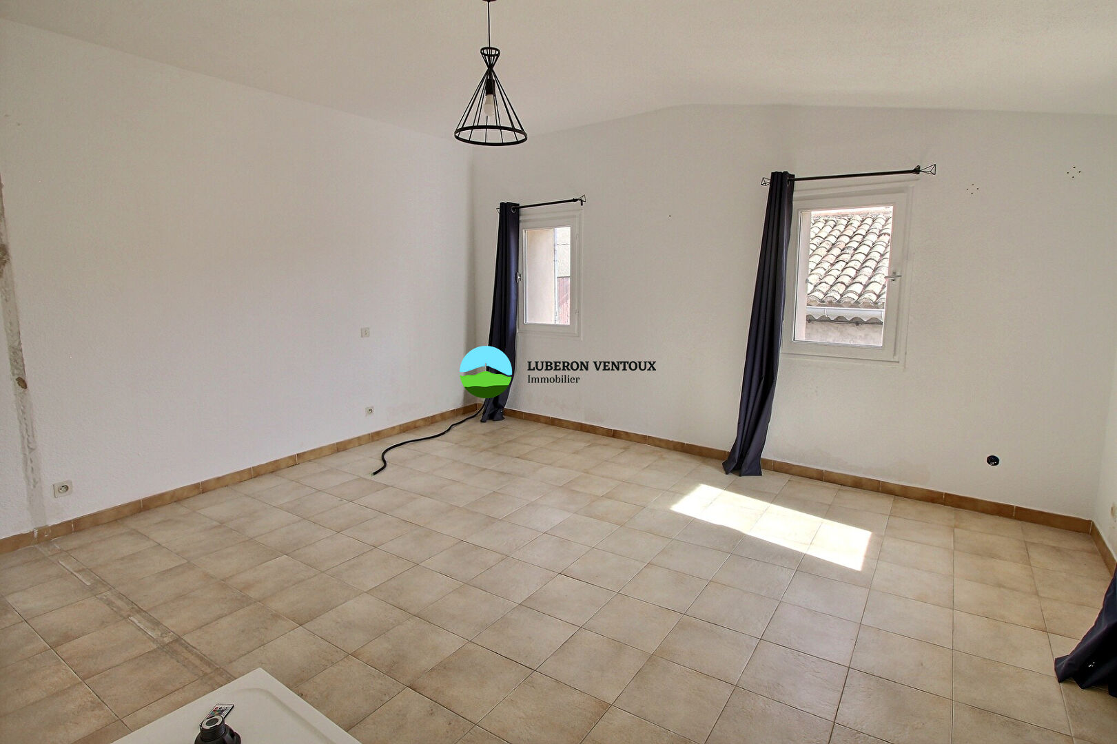 Photo A deux pas du centre, très jolie maison de village. image 4/6