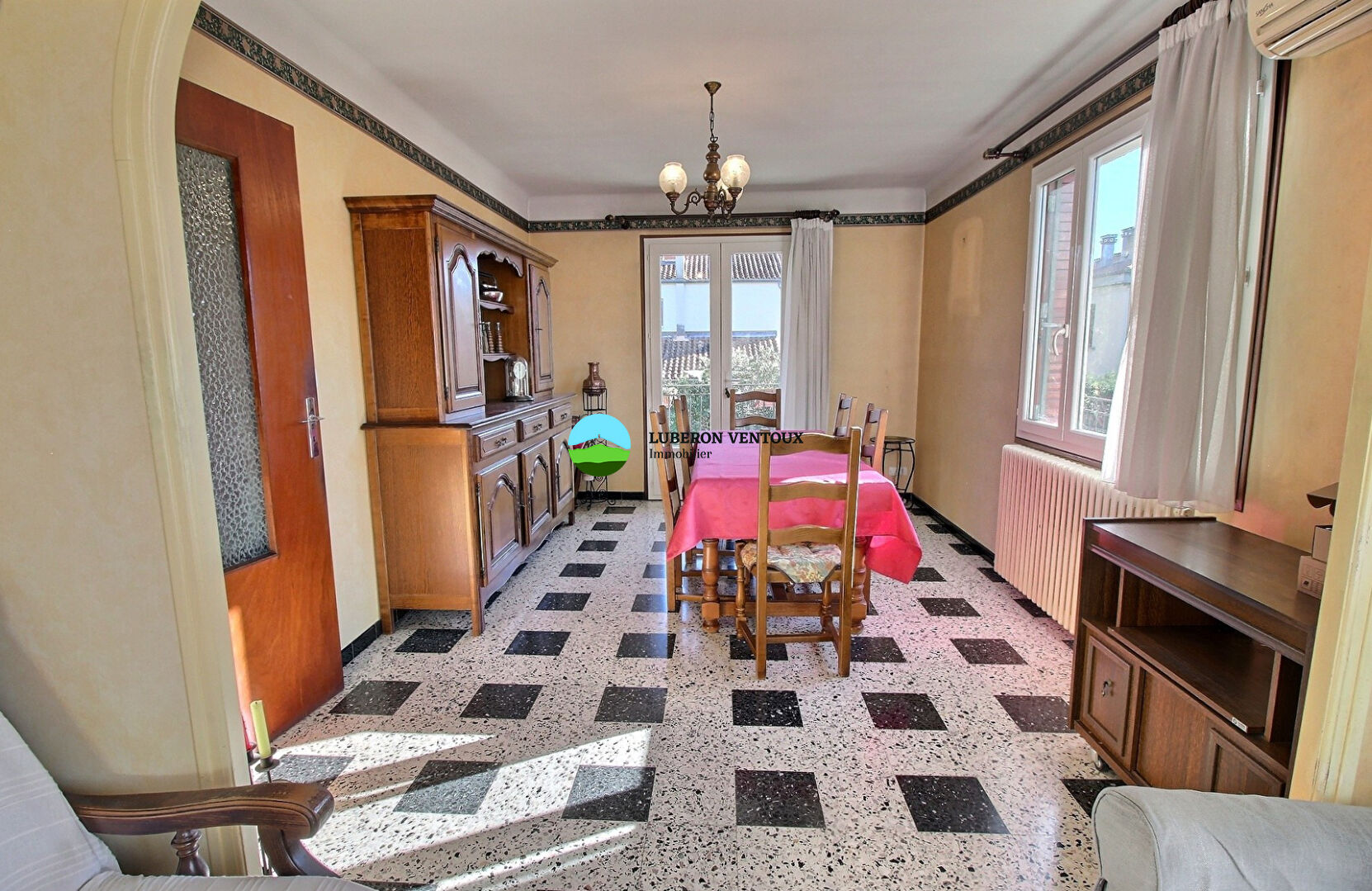 Photo Carpentras, maison 4 chambres dans un quartier calme image 4/6