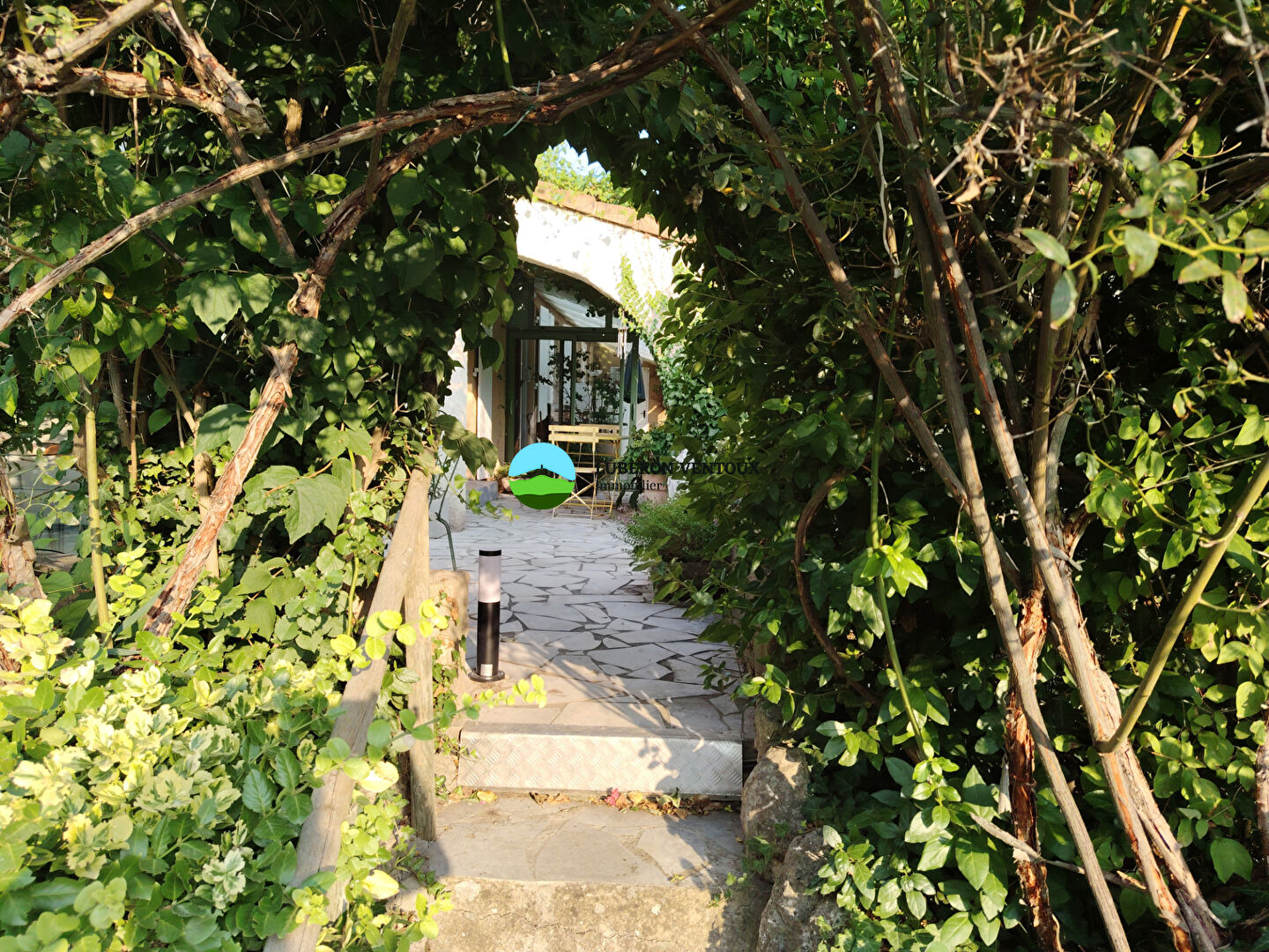 Agence immobilière de LUBERON VENTOUX Immobilier - Pernes-les-Fontaines