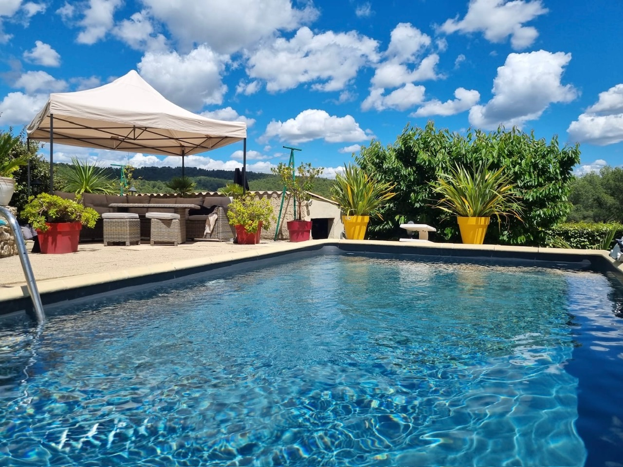 Agence immobilière de LUBERON VENTOUX Immobilier - Pernes-les-Fontaines