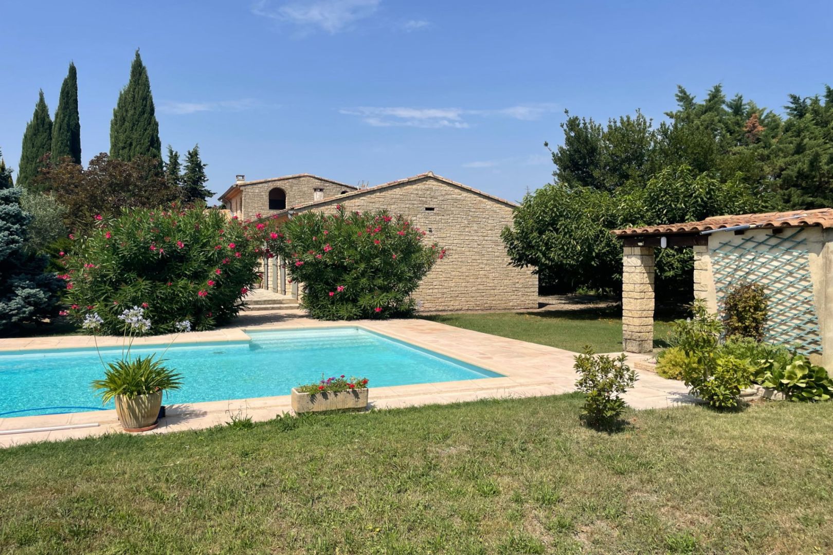 Agence immobilière de LUBERON VENTOUX Immobilier - Mazan