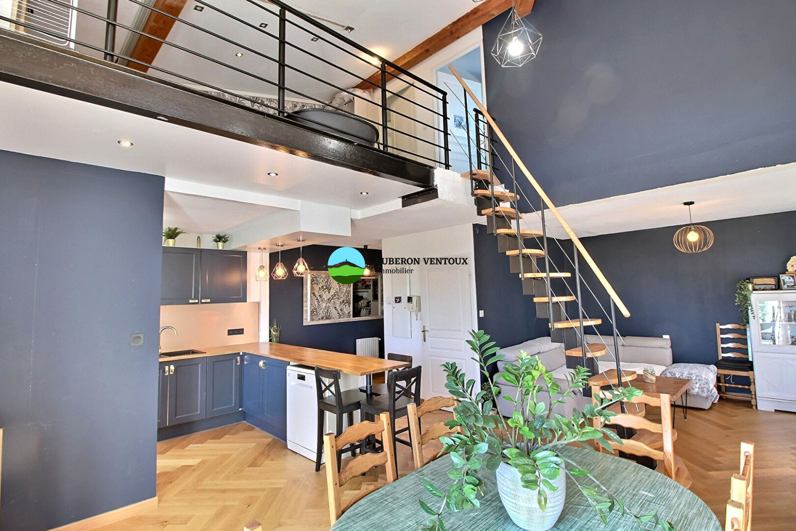 Agence immobilière de LUBERON VENTOUX Immobilier - Caromb