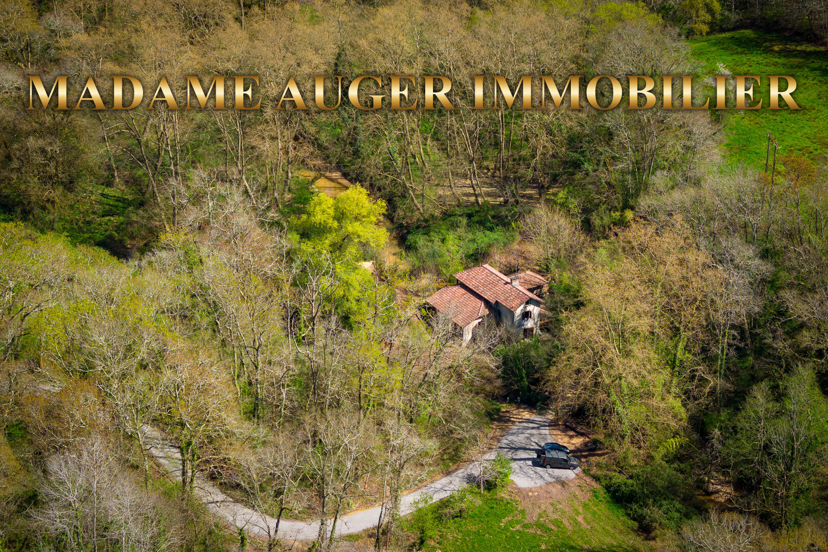 Agence immobilière de MADAME AUGER IMMOBILIER Lahontan