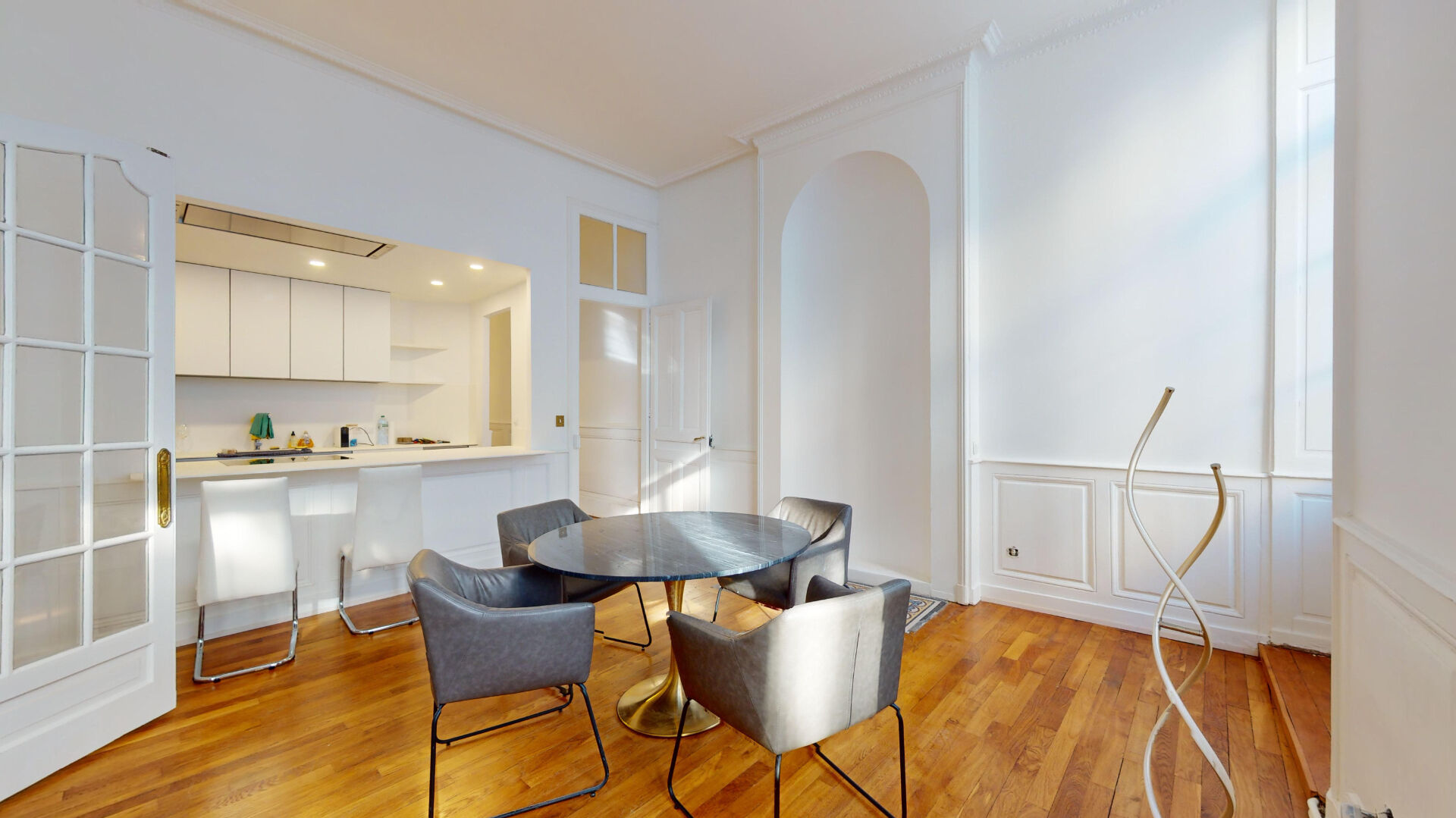 Photo Appartement Besancon 5 pièce(s) 136 m2 image 3/6