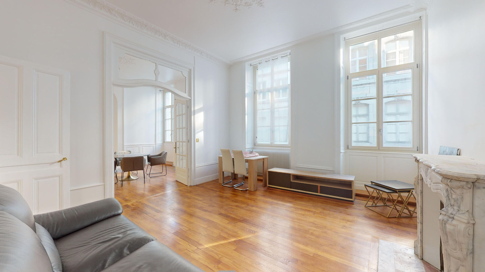 Photo Appartement Besancon 5 pièce(s) 136 m2 image 4/6