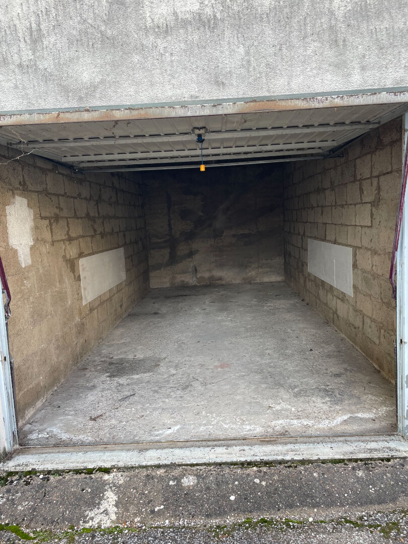 Photo Parking / box Besancon image 2/2