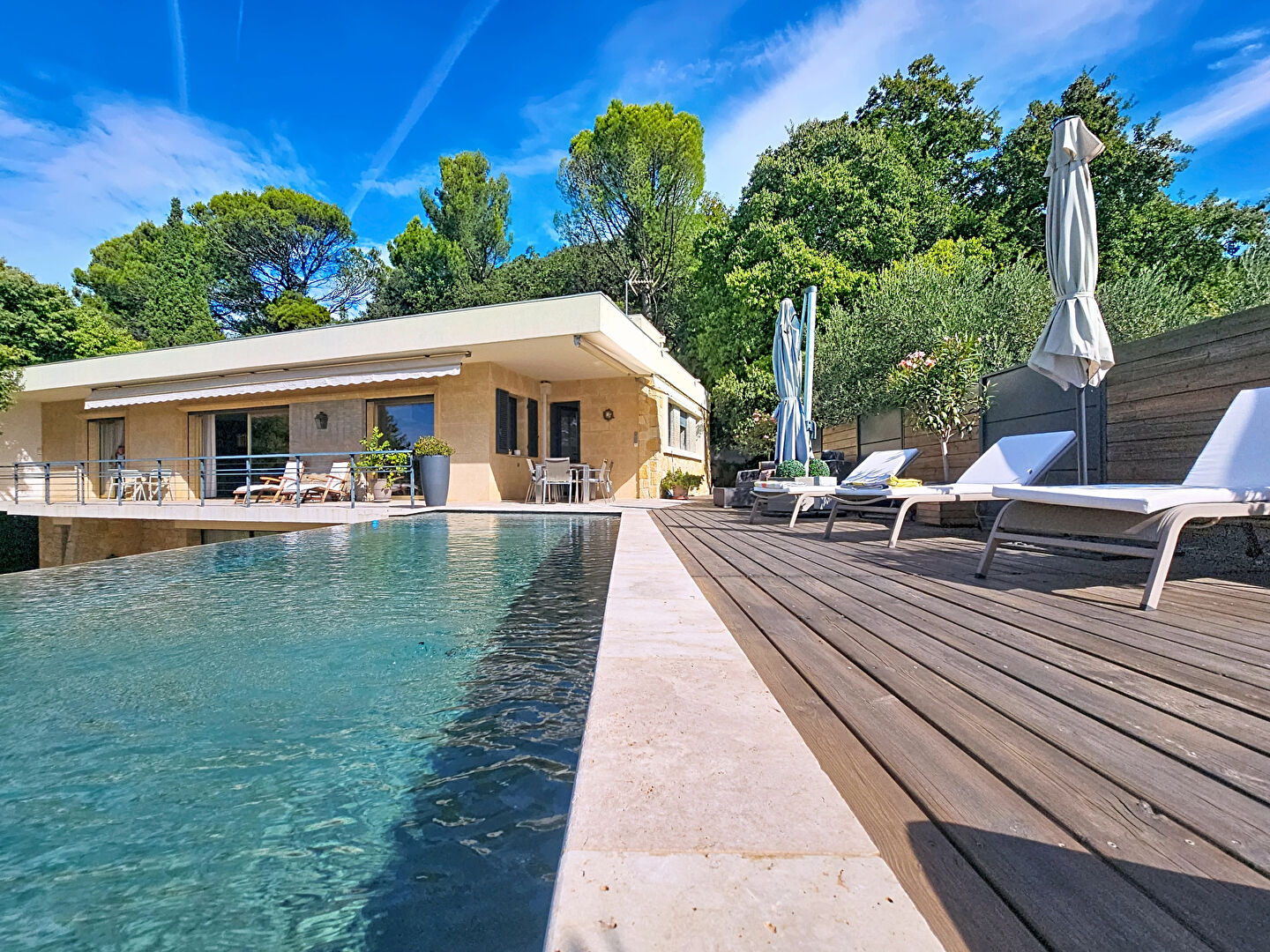 Agence immobilière de FERIGOULE IMMOBILIER